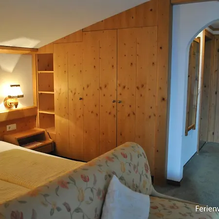 Gasthof Panorama Guest house 3*